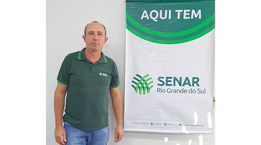 Em curso de motoniveladoras, instrutor do Senar-RS busca formar operadores empenhados em entregar estradas de qualidade para os usuários